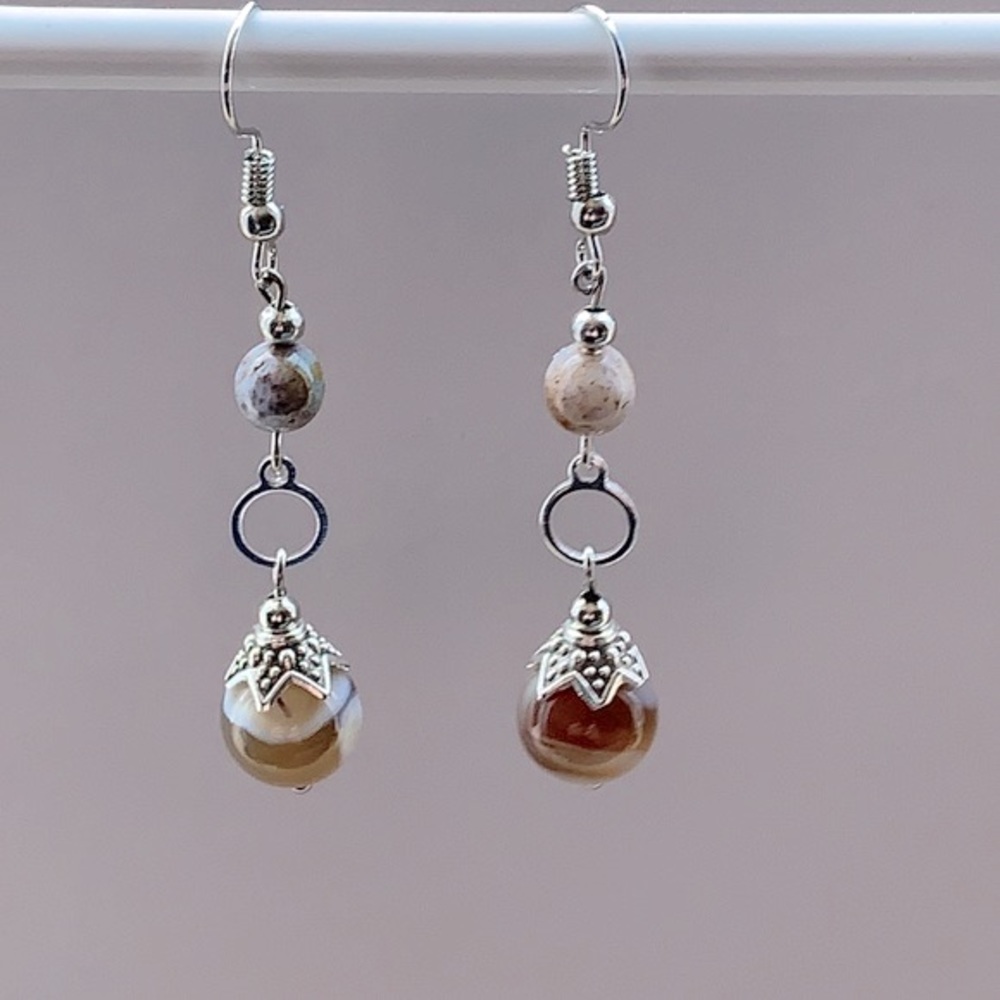 21243 Botswana & Indian agate earrings